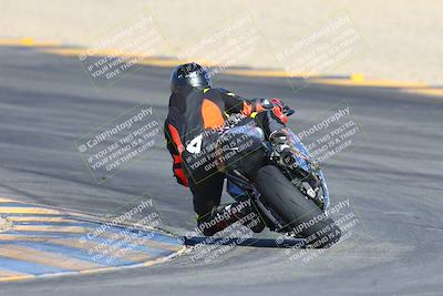 media/Dec-05-2024-Racers Edge (Thu) [[e102e0690b]]/3-B Group/Session 1 Turn 8 Backside/